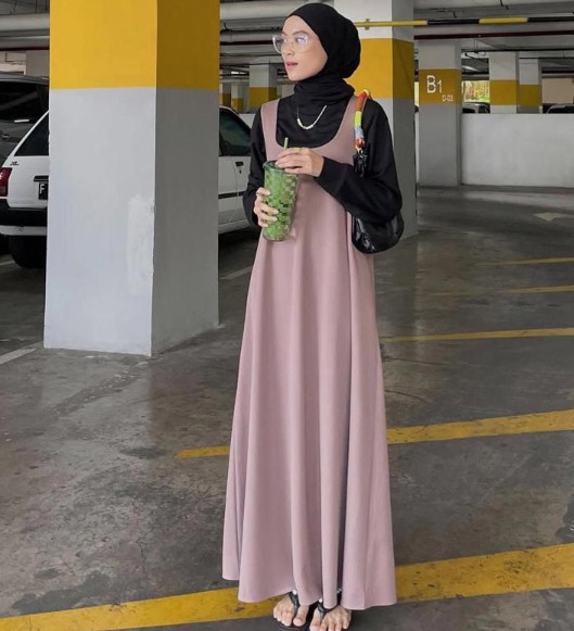 5 Model Gamis Tanpa Lengan Kekinian yang Stylish dan Mudah Dipadupadankan