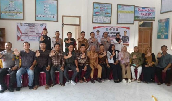 Polda Sumsel Bina Desa Gunung Terang Jadi Kampung Tangguh Anti Narkoba dan Radikalisme