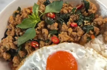 Resep chicken pad kra pao ala Thailand