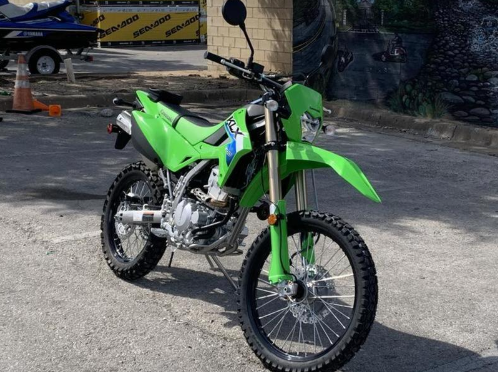 Kawasaki KLX R 300 2026 Muncul! Trail 300 cc Ini Siap Gantikan KLX 230?