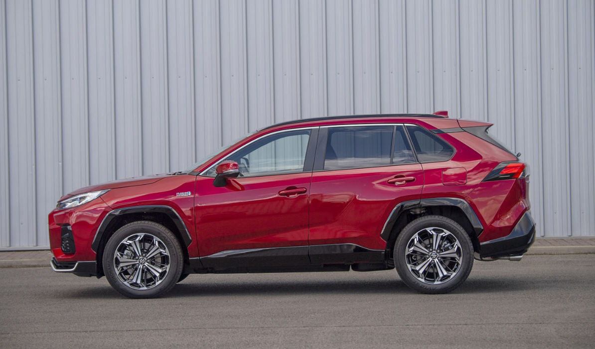 Suzuki Diam-Diam Punya SUV Plug in Hybrid Canggih Ini Sosok Suzuki Across PHEV 2026