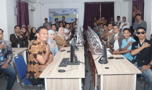 Tingkatkan Layanan Melalui Pelatihan Teknologi Informasi