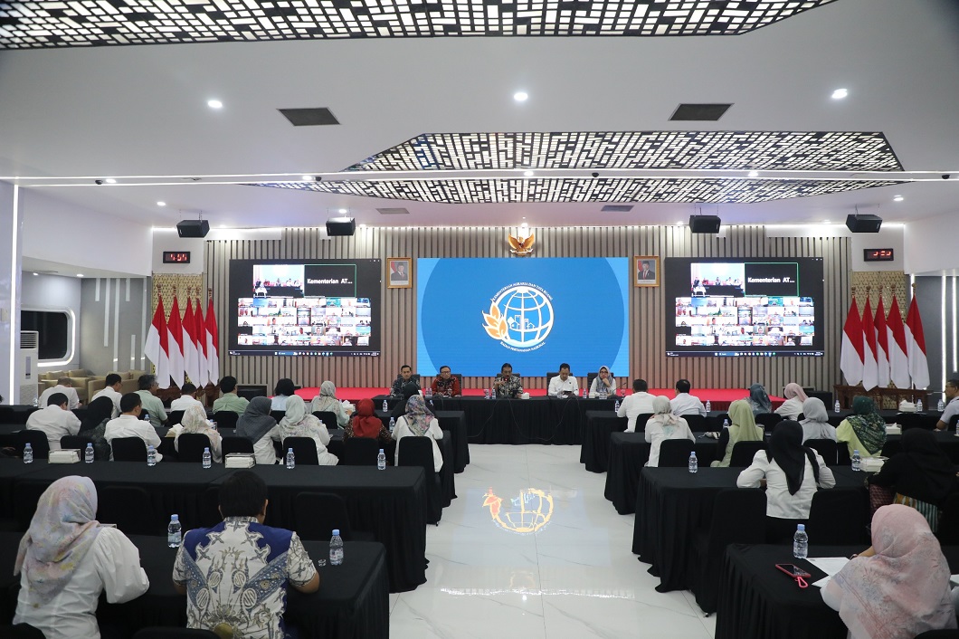 Kumpulkan Seluruh Pejabat Administrator Pusat dan Daerah, Sekjen ATR/BPN: Pelayanan Harus Tetap Optimal  ​