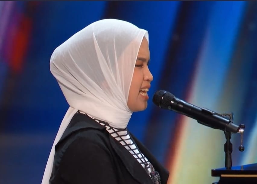 KEREN ! Penampilan Putri Ariani tak hanya bikin satu studio America's Got Talent menangis haru 