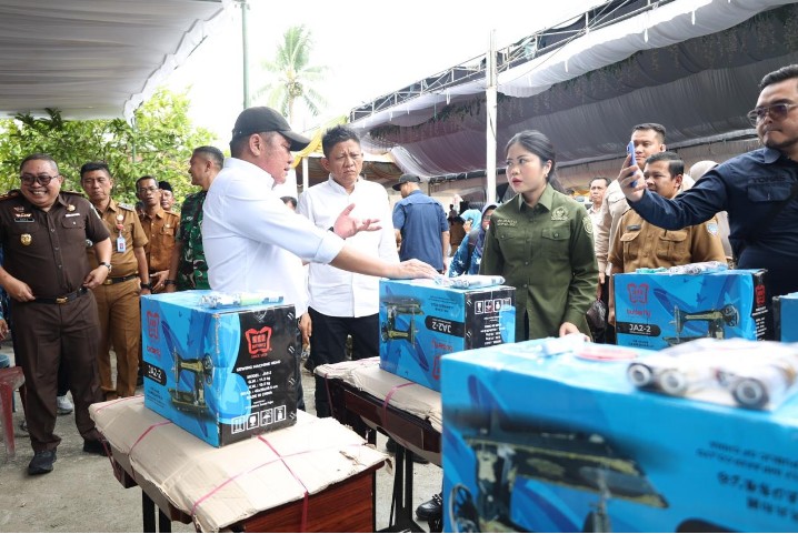 Dorong Kemandirian Ekonomi Lewat Bantuan UEP