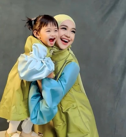 Moana Minta Adik Laki-Laki, Ria Ricis Mau Adopsi Anak!