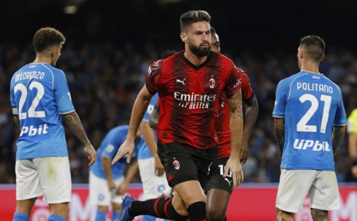 Hasil Pertandingan Napoli vs AC Milan : Kecewa Hanya Bermain Imbang