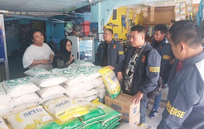 Cegah Lonjakan Harga, Polres OKU Timur Sidak Gudang dan Pasar Beras