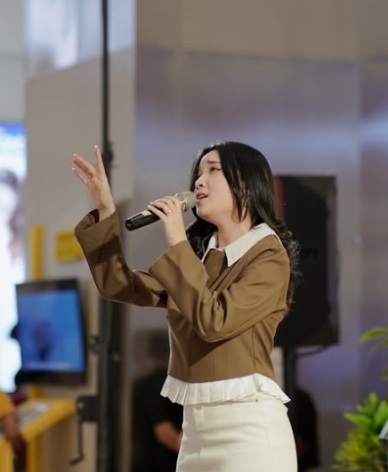 Bunga Reyza Siapkan Single Ketiga, Recycle Soundtrack Film Legendaris