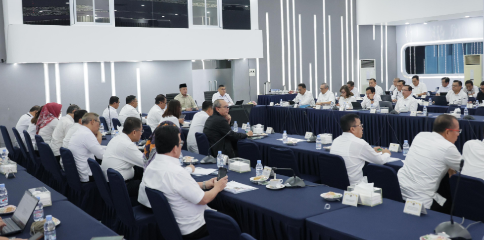 Akhir Kuartal II Makin Dekat, Menteri ATR/BPN Nusron Wahid Evaluasi Capaian Penyelesaian Target Kerja