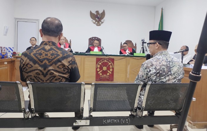Bupati OKU Hadir dalam Sidang Korupsi Pokir DPRD, Dicecar Pertanyaan Soal Pencairan Dana
