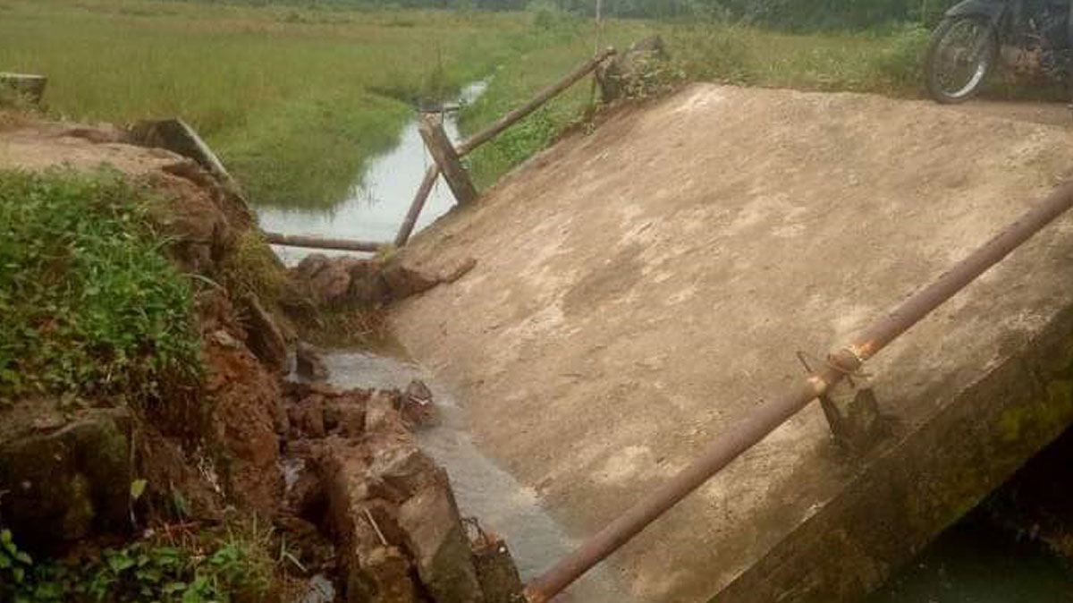 Hujan Deras, Jembatan Rusak di 2 Kabupaten 