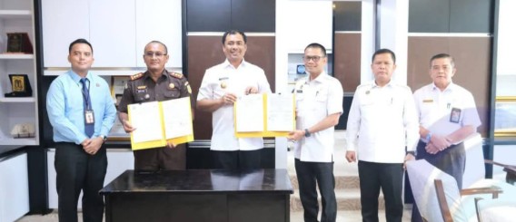 Bupati OKU Selatan dan Kejari Tandatangani MoU Terkait Pendampingan Hukum