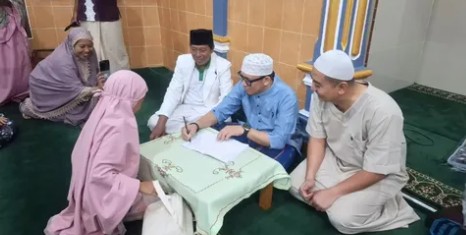Safari Ramadan, Teddy Meilwansyah Motivasi Santri TPA Jadi Generasi Qur’ani