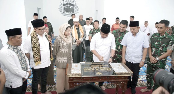 Resmikan Masjid Al Azhar, Herman Deru: Bukti Kekuatan Swadaya Umat