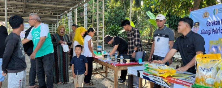 Polsek Simpang Martapura Gelar Pasar Murah, Sediakan 1 Ton Beras SPHP untuk Warga