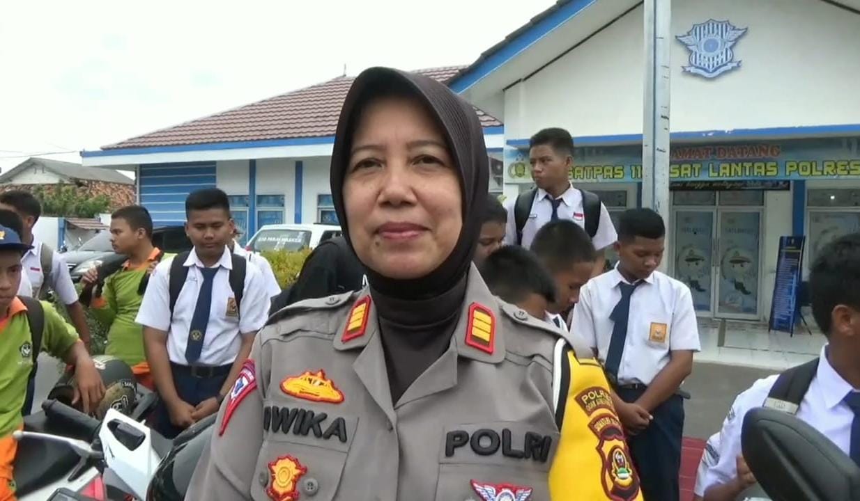 Humanis, Polres OKU Himbau Masyarakat Tidak Mengendarai Sepeda Listrik di Jalan Raya 