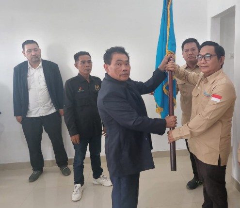 Pengurus PWI OKU Timur Resmi Dilantik