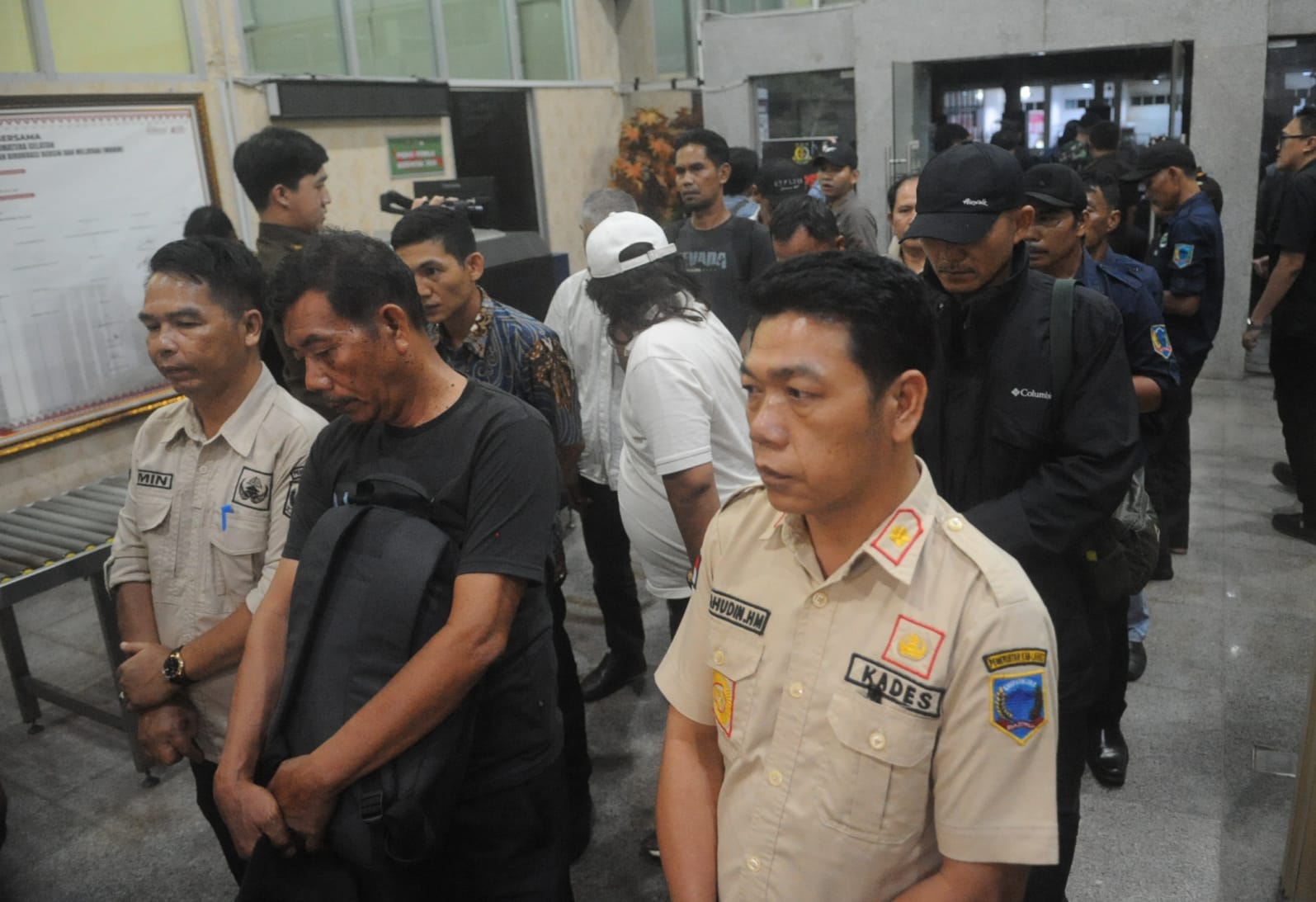 Bulog dan Pemda Salurkan Beras Murah ke 45 Ribu Warga
