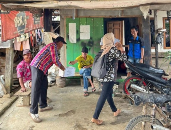 Peduli Korban Bencana Sumatera, Kecamatan Buay Runjung Galang Dana di Pasar Kalangan