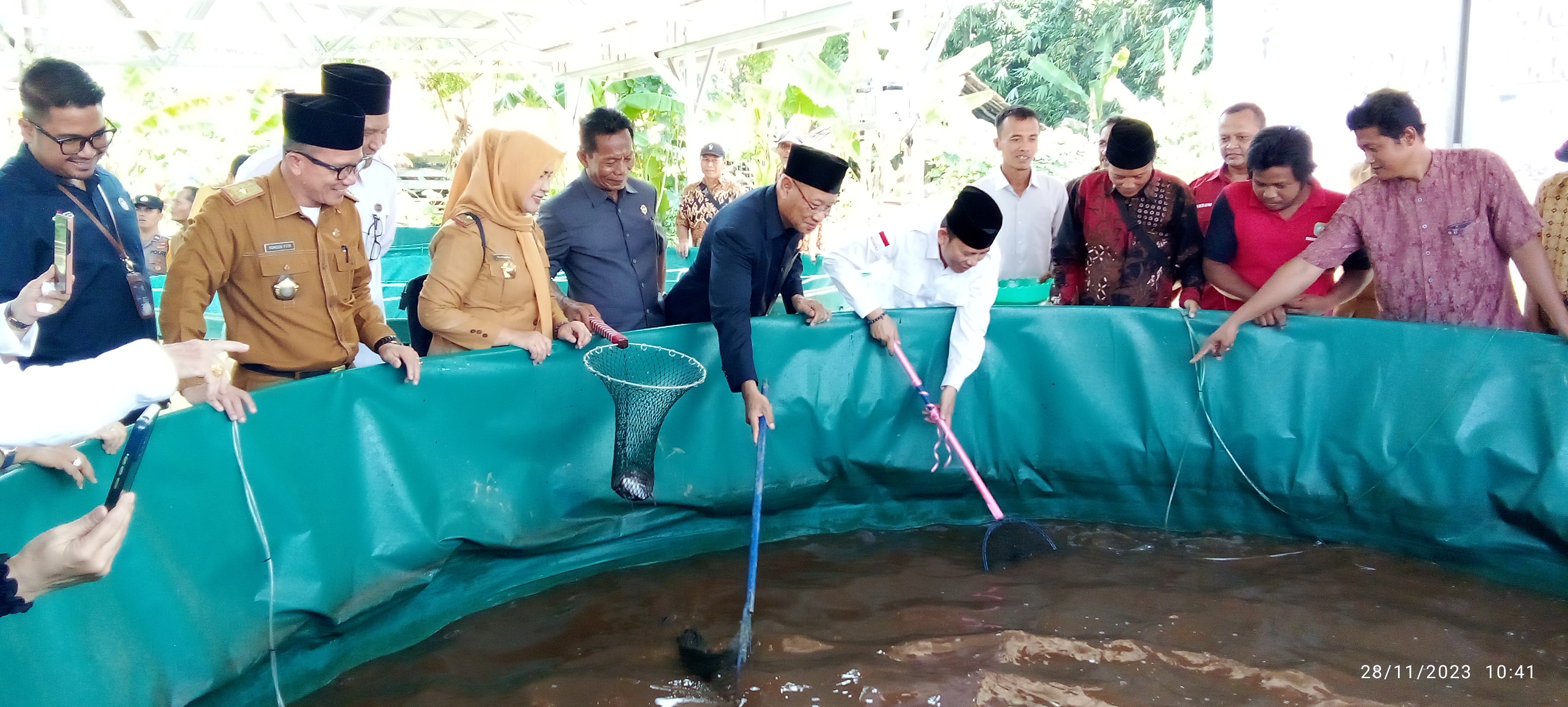 Sukses Budidaya Ikan, Desa Marta Jaya Ditargetkan Jadi Kampung Perikanan   