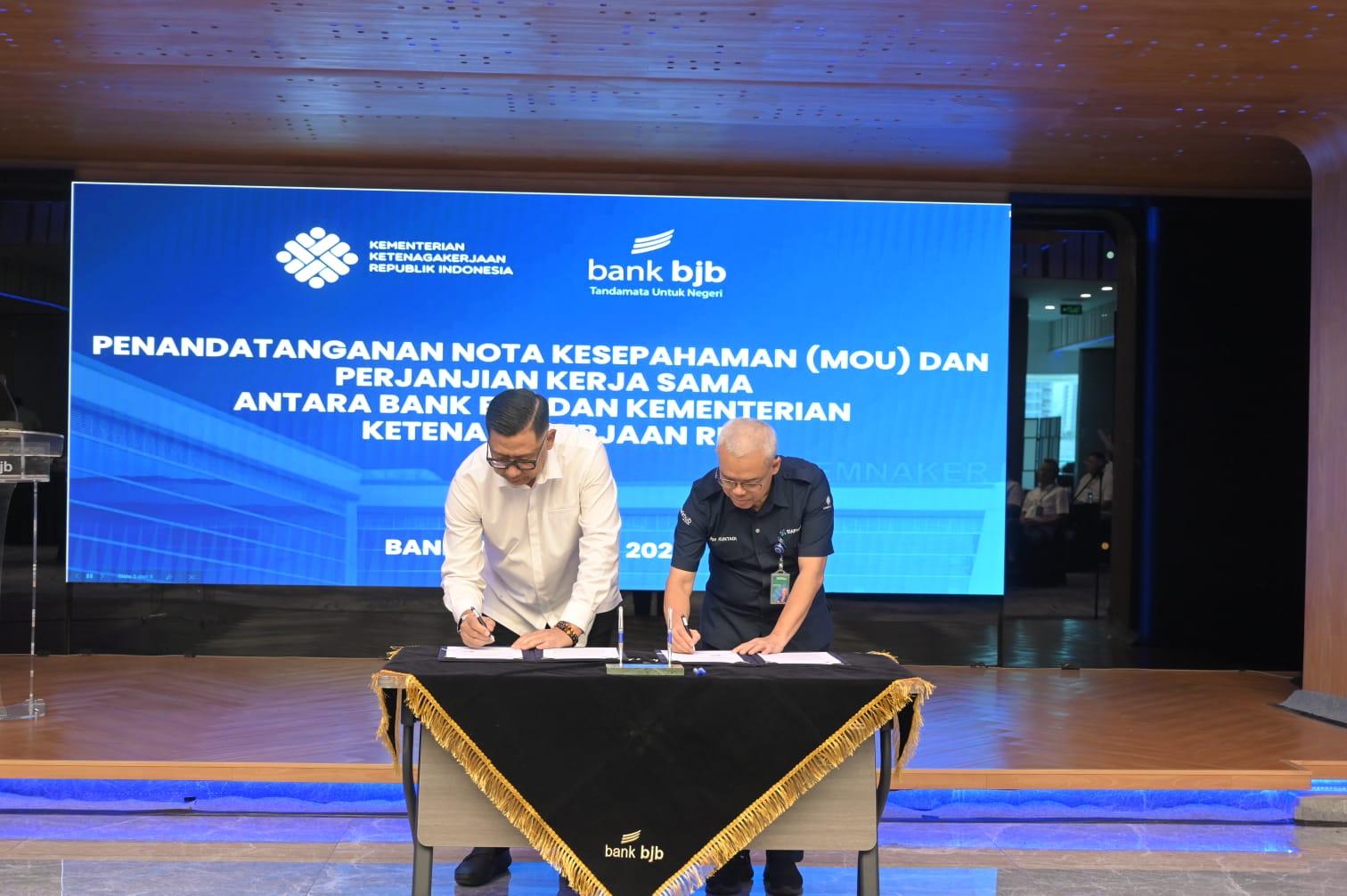 Kerja Sama Pengembangan Kompetensi SDM dan Layanan Perbankan