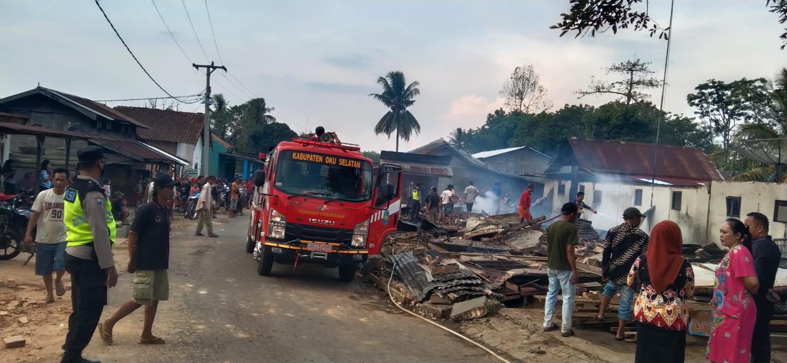 Kebakaran Hanguskan Rumah di Desa Tanjung Jaya, Buay Pemaca