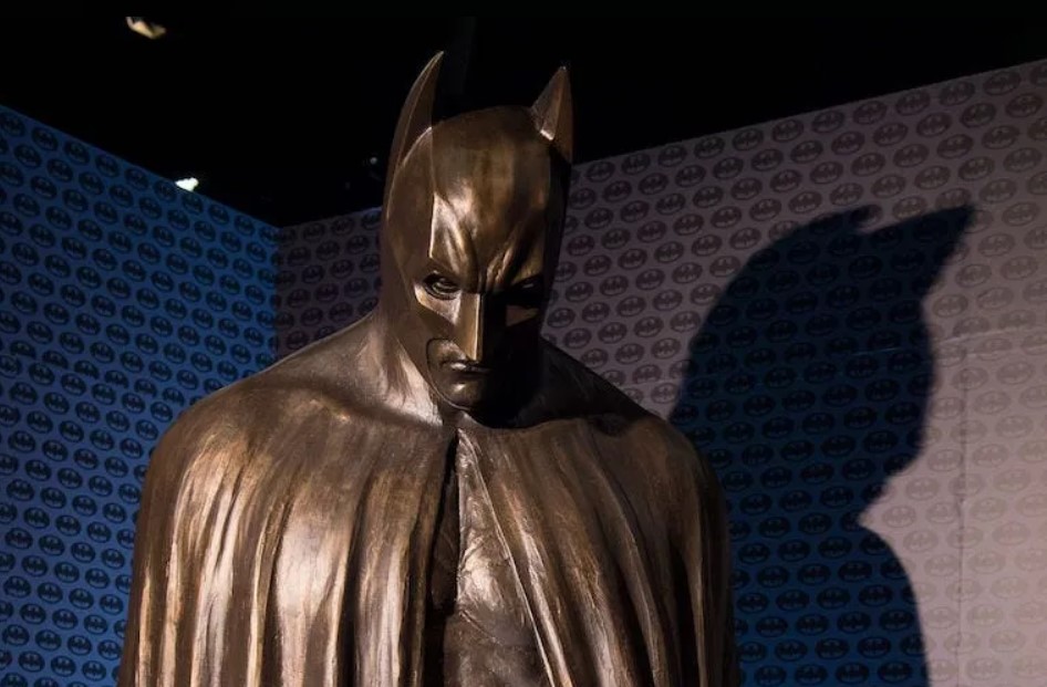 Batman Cetak Sejarah Menjadi Superhero Pertama yang Dapat Bintang di Hollywood Walk of Fame