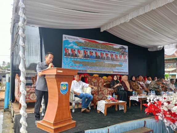 Warga Runjung Agung Curhat Soal Pembangunan saat Reses DPRD OKU Selatan