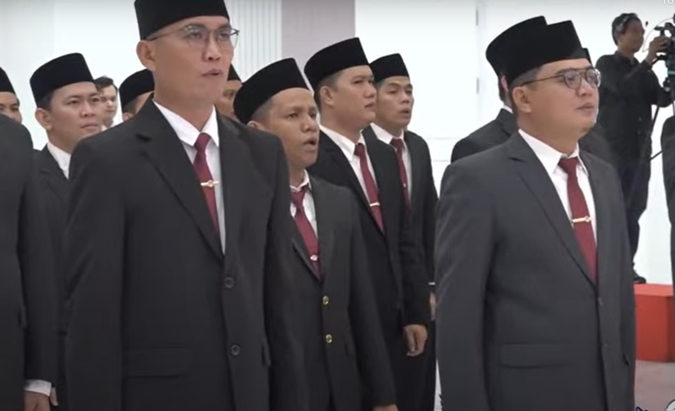 5 Anggota KPU Kabupaten OKU 2024-2029 Resmi Dilantik