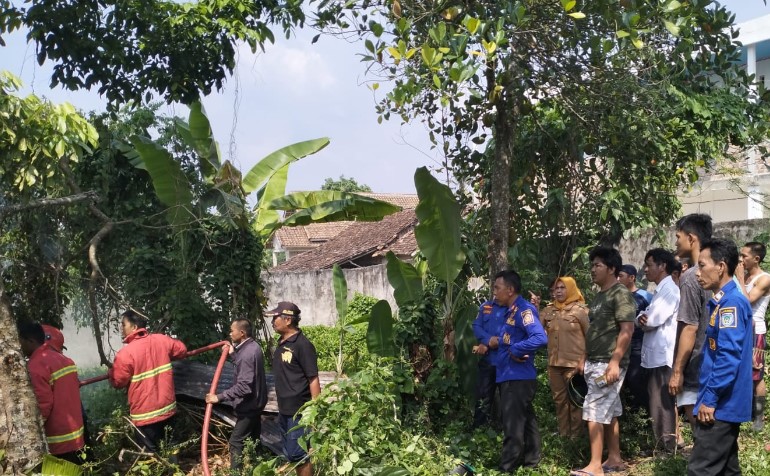 Bedeng 6 Pintu Terbakar, Kerugian Diduga Mencapai Puluhan Juta Rupiah