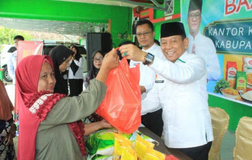 Kemenag OKU Selatan Gelar Pasar Murah untuk Warga Kurang Mampu