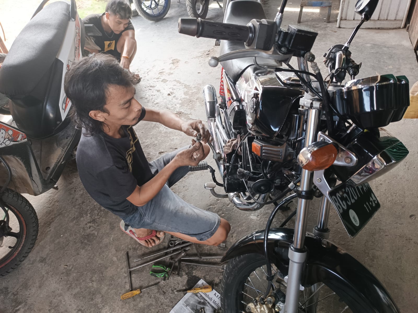 Perawatan Motor BBM lebih Mudah, Motor Listrik Efisien  berikut penjelasannya