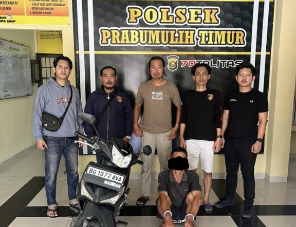 Warga Lengkiti Diduga Curi Motor Pensiunan di Prabumulih