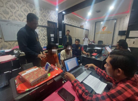 Dua Perampok Truk Fuso di OKU Timur Ditangkap, Dua Lainnya Masih Buron