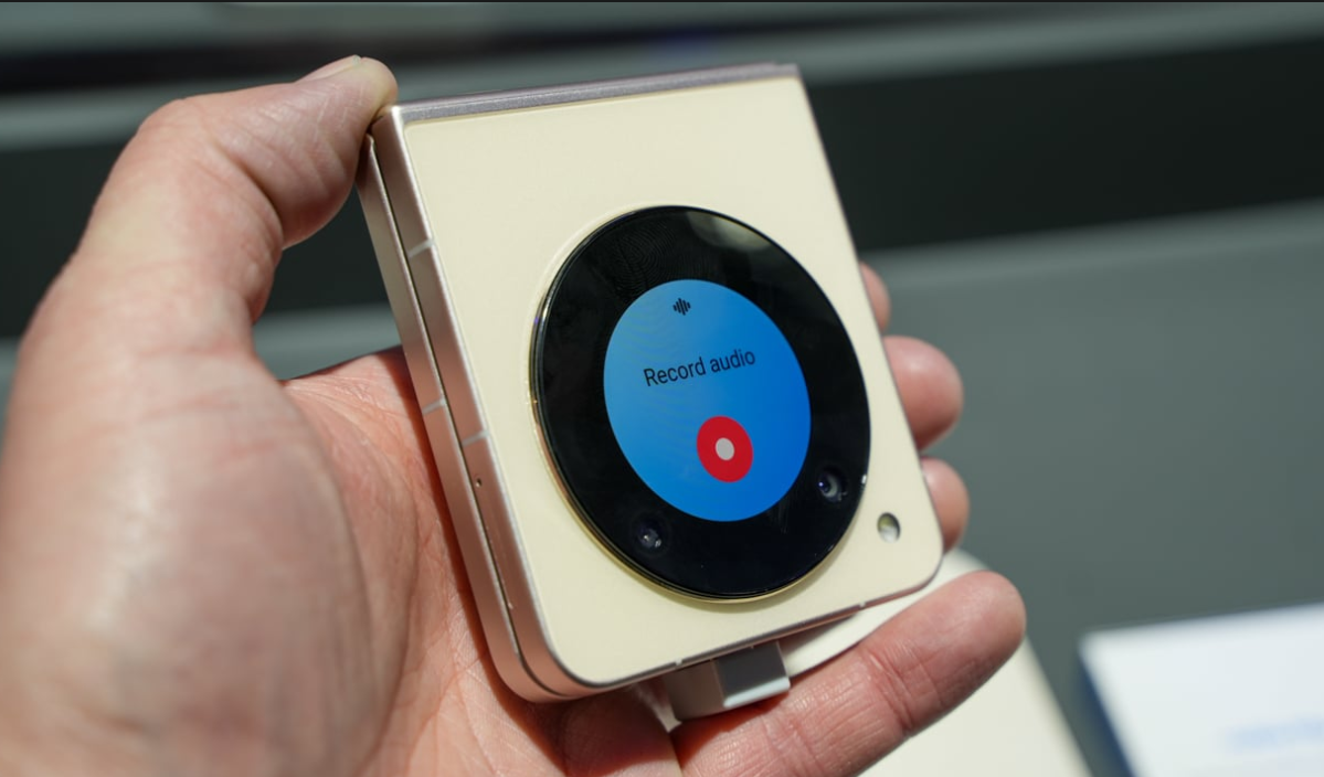 Daftar HP Lipat yang Paling Layak Dibeli 2026 Ada yang Harganya Turun Jauh