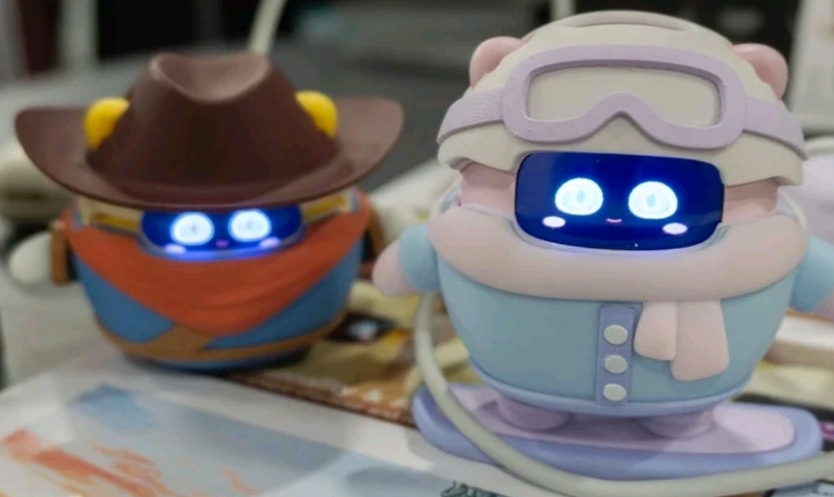 Mengenal Sweekar: Mainan Pocket Pet AI yang Bisa Tumbuh dan Mengingat Kamu