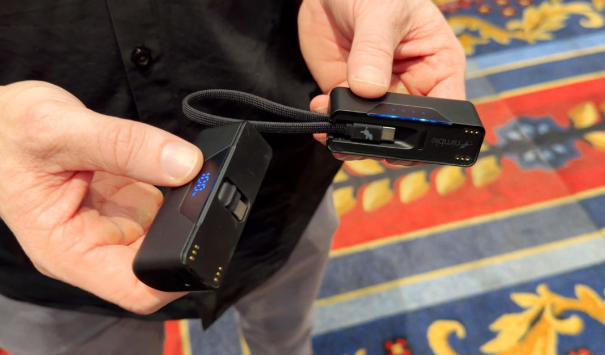 Power Bank Ini Bisa Dibagi Dua! Nimble Champ Stack 10K Jadi Aksesori Paling Unik di CES 2026