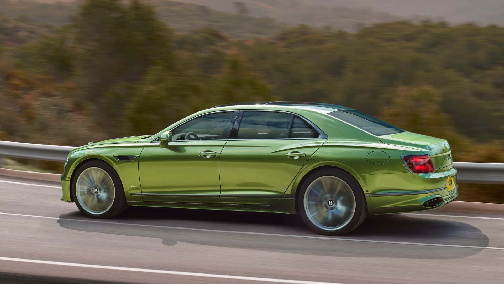 Bentley Flying Spur 2025 Sedan Terbaru dari Bentley