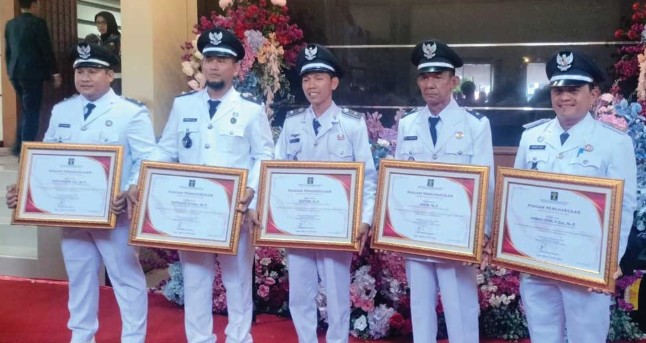Lima Kades di OKI Terima Penghargaan dari Kemenkumham 