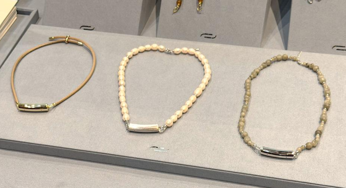 Nirva Resmi Muncul di CES 2026, Perhiasan AI Ini Bisa Baca Emosi dan Catat Hidup Kamu Otomatis