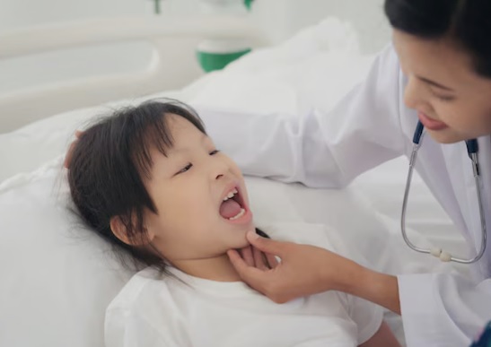 Sering Disangka Sama, Ini Perbedaan Flu Singapura dan Herpangina pada Anak