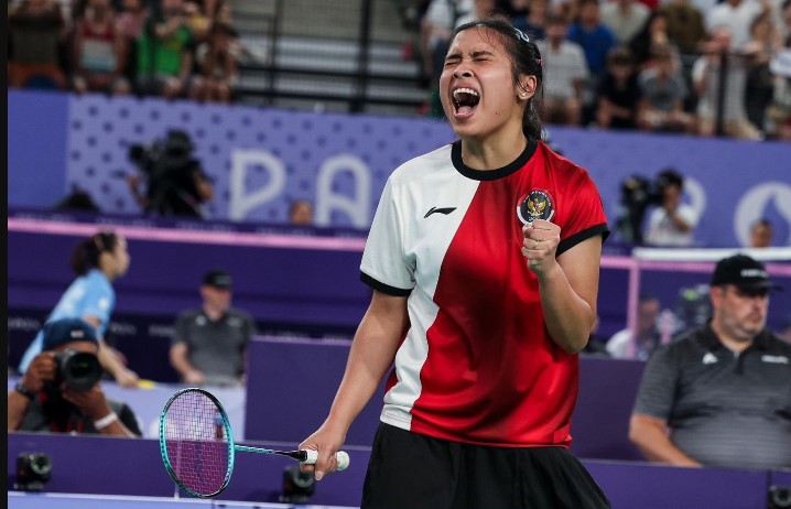 Kalahkan Mantan Juara Dunia, Gregoria Mariska Tunjung Melaju ke Semifinal Olimpiade