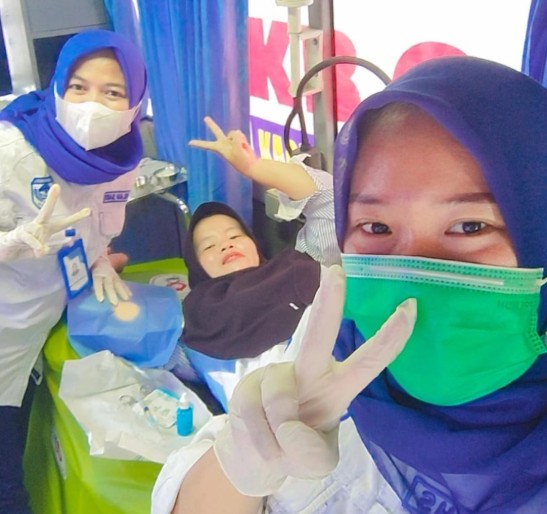 Layanan KB Gratis Diserbu Warga, 234 Akseptor Dilayani di Pasar Malam Muaradua