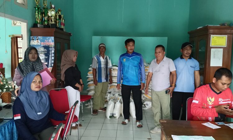 109 KK di OKU Terima Beras dan Minyak Goreng dari Badan Pangan