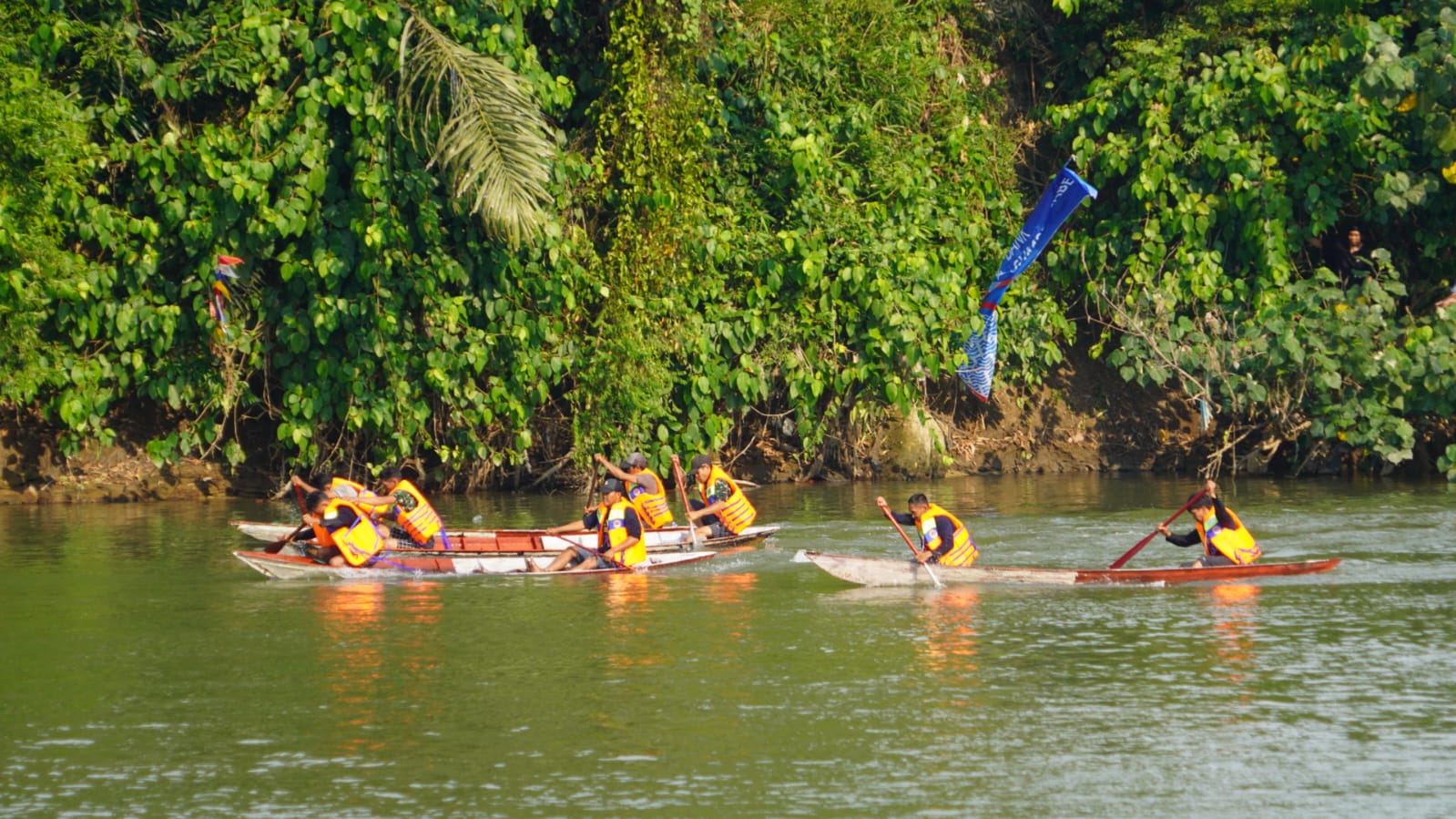 Jaga Budaya dan Ciri Khas, Gelar Lomba Perahu Bidar