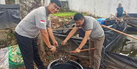 Warga Binaan Rutan Baturaja Bekali Keterampilan Penyortiran Benih Ikan Lele