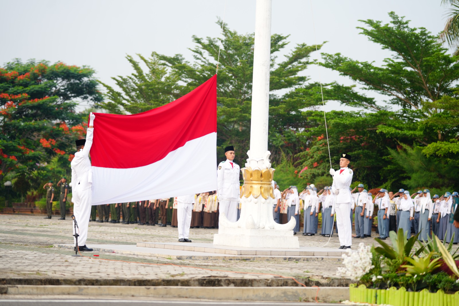 Gelar Upacara Momentum Mengenang Jasa Pahlawan