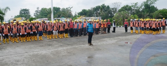 PLN Kerahkan 135 Personel untuk Tingkatkan Layanan Listrik di OKU Selatan