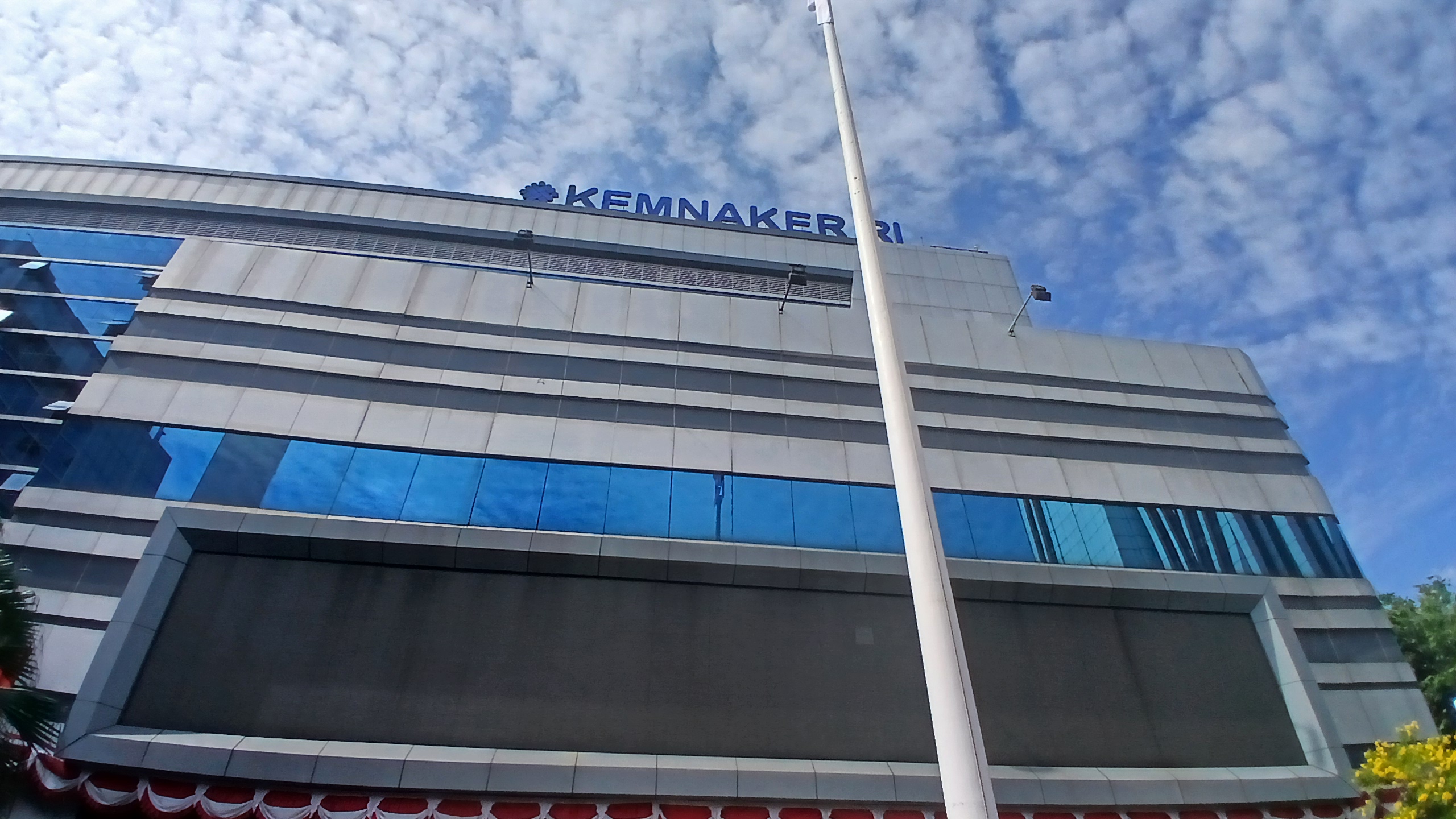 Program Magang Fresh Graduate di Pemerintah Wajib Transparan